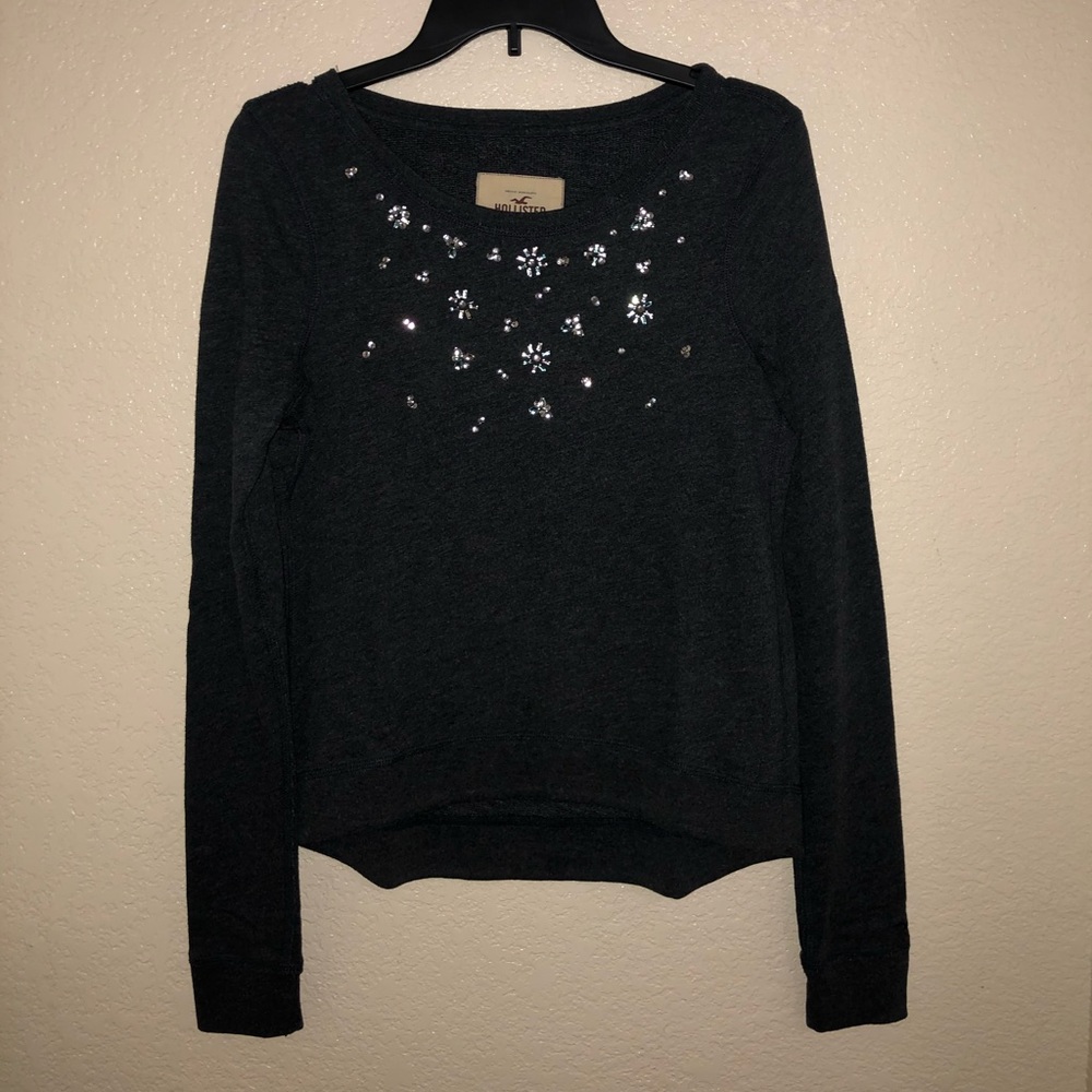 Hollister- Navy blue sweatshirt